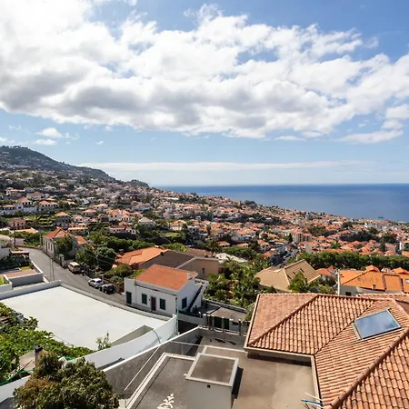 Atlantico Azul * Funchal (Madeira)