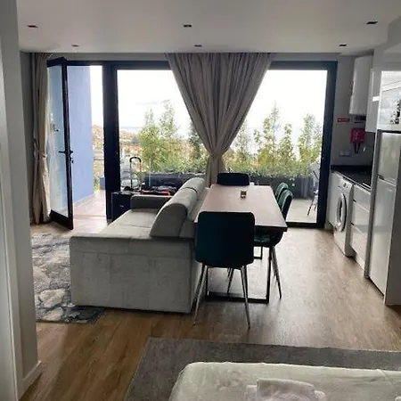 Atlantico Azul * فونشال