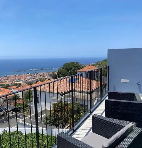 Atlantico Azul Apartment *